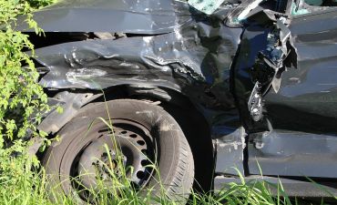 zderzenie dwóch samochodów